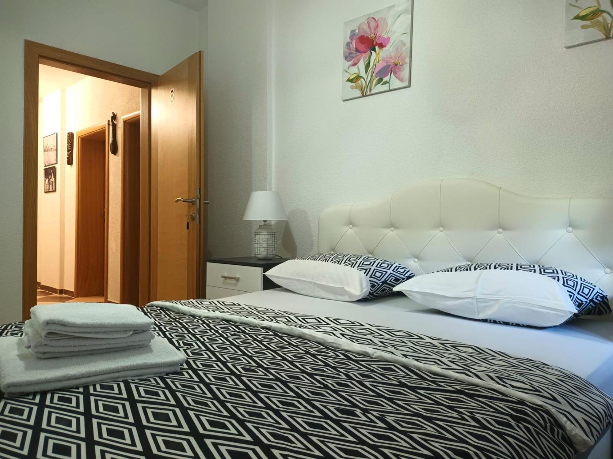 Vacation Home Keskic Velika Gata 外观 照片