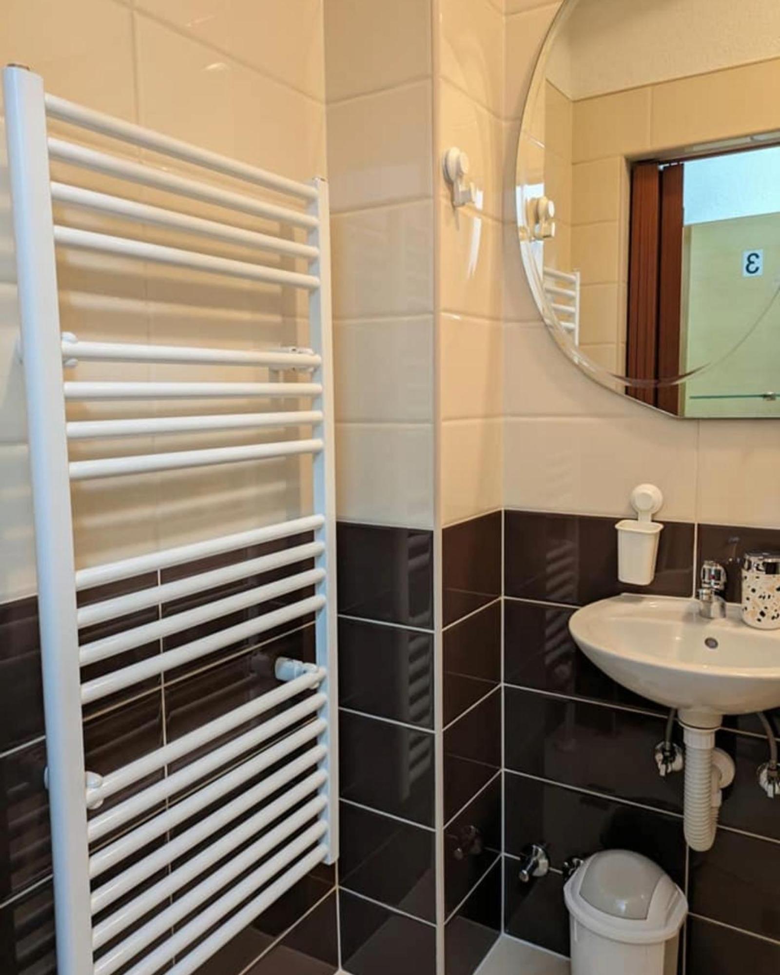 Vacation Home Keskic Velika Gata 外观 照片