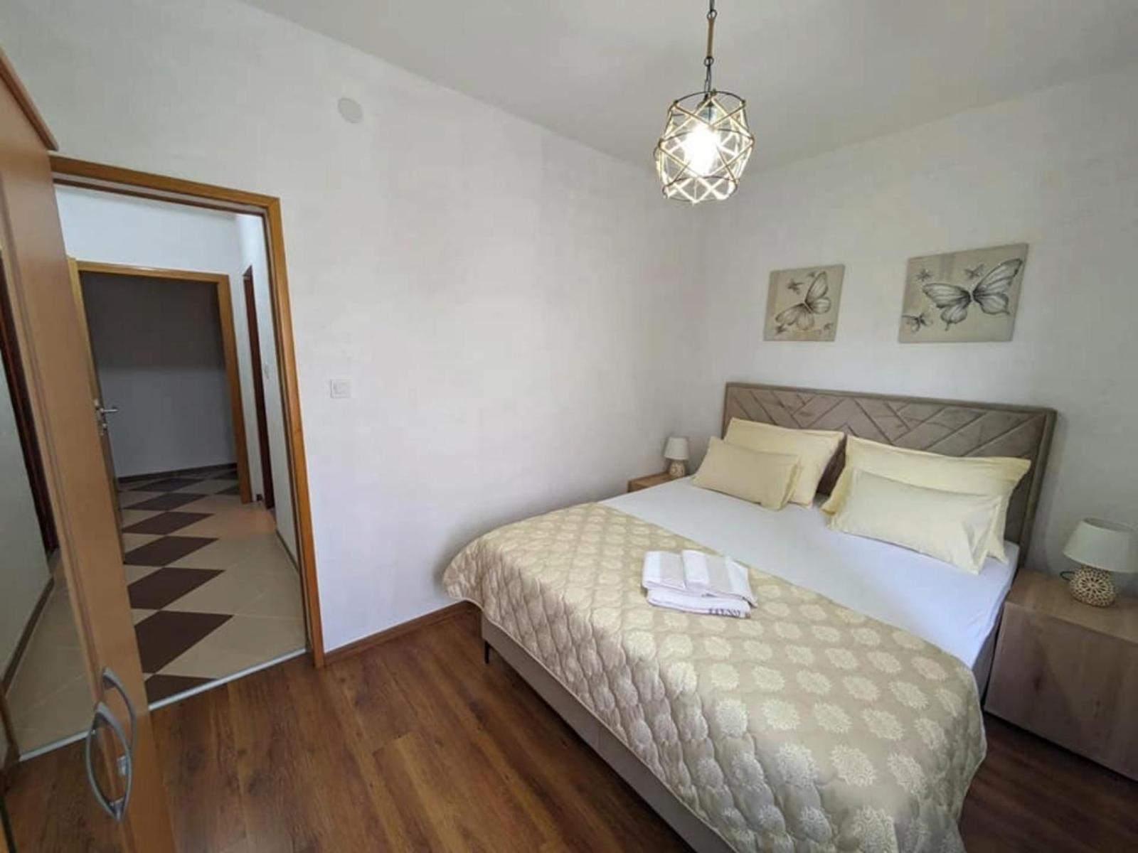 Vacation Home Keskic Velika Gata 外观 照片