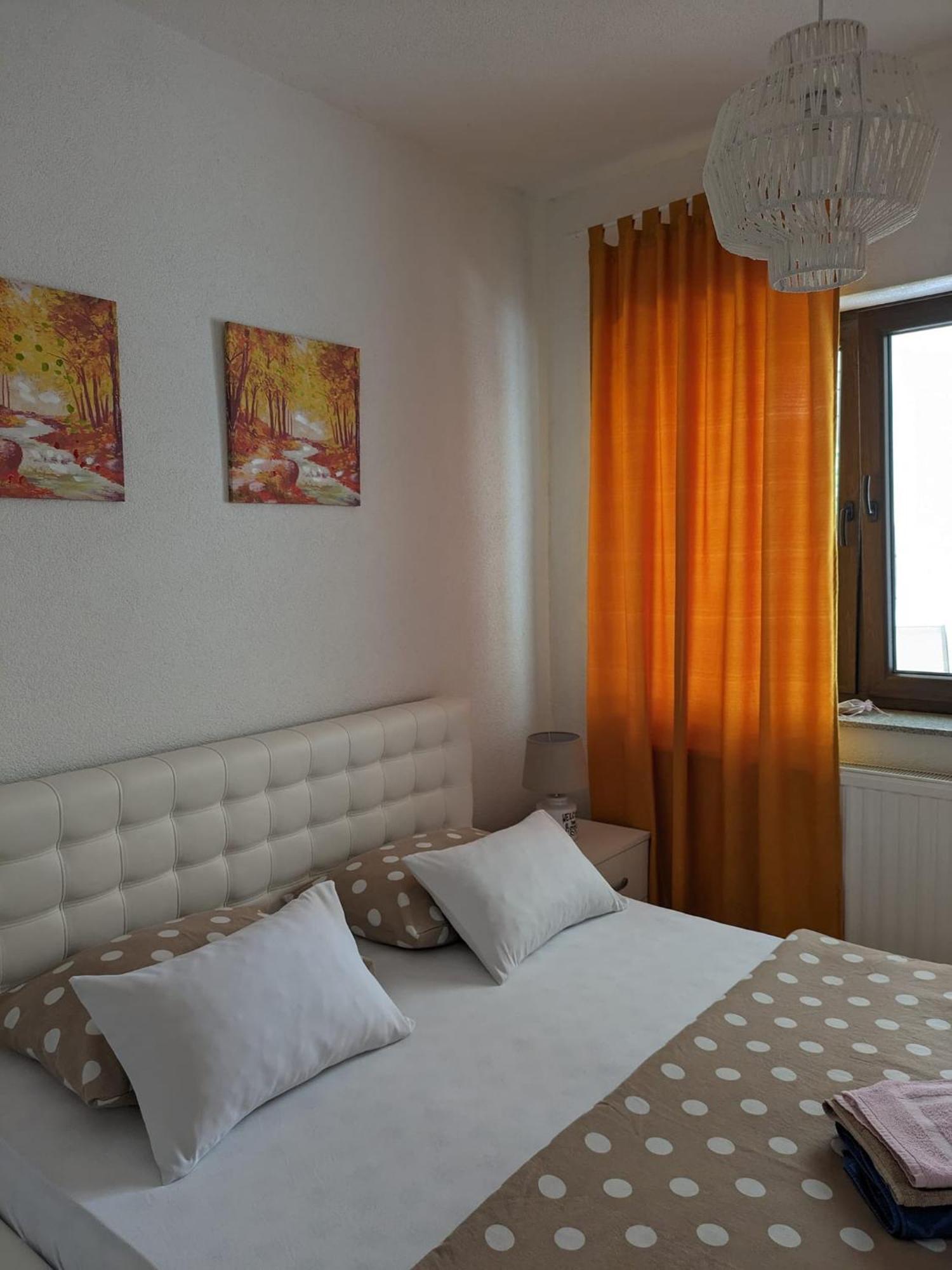Vacation Home Keskic Velika Gata 外观 照片