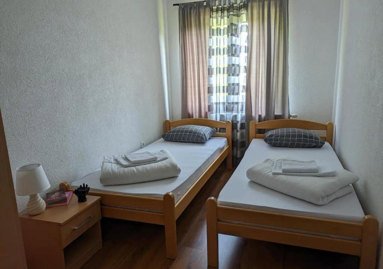 Vacation Home Keskic Velika Gata 外观 照片