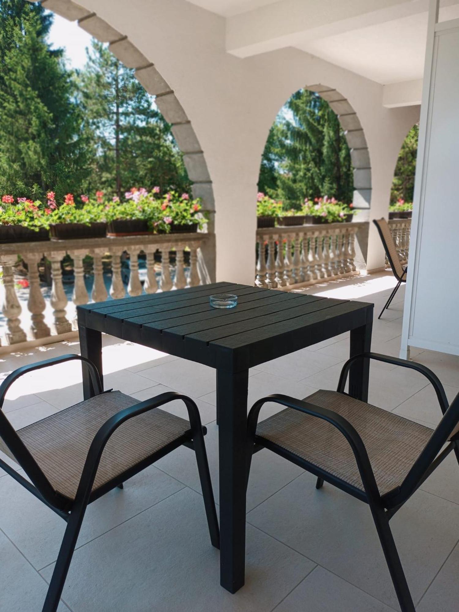 Vacation Home Keskic Velika Gata 外观 照片